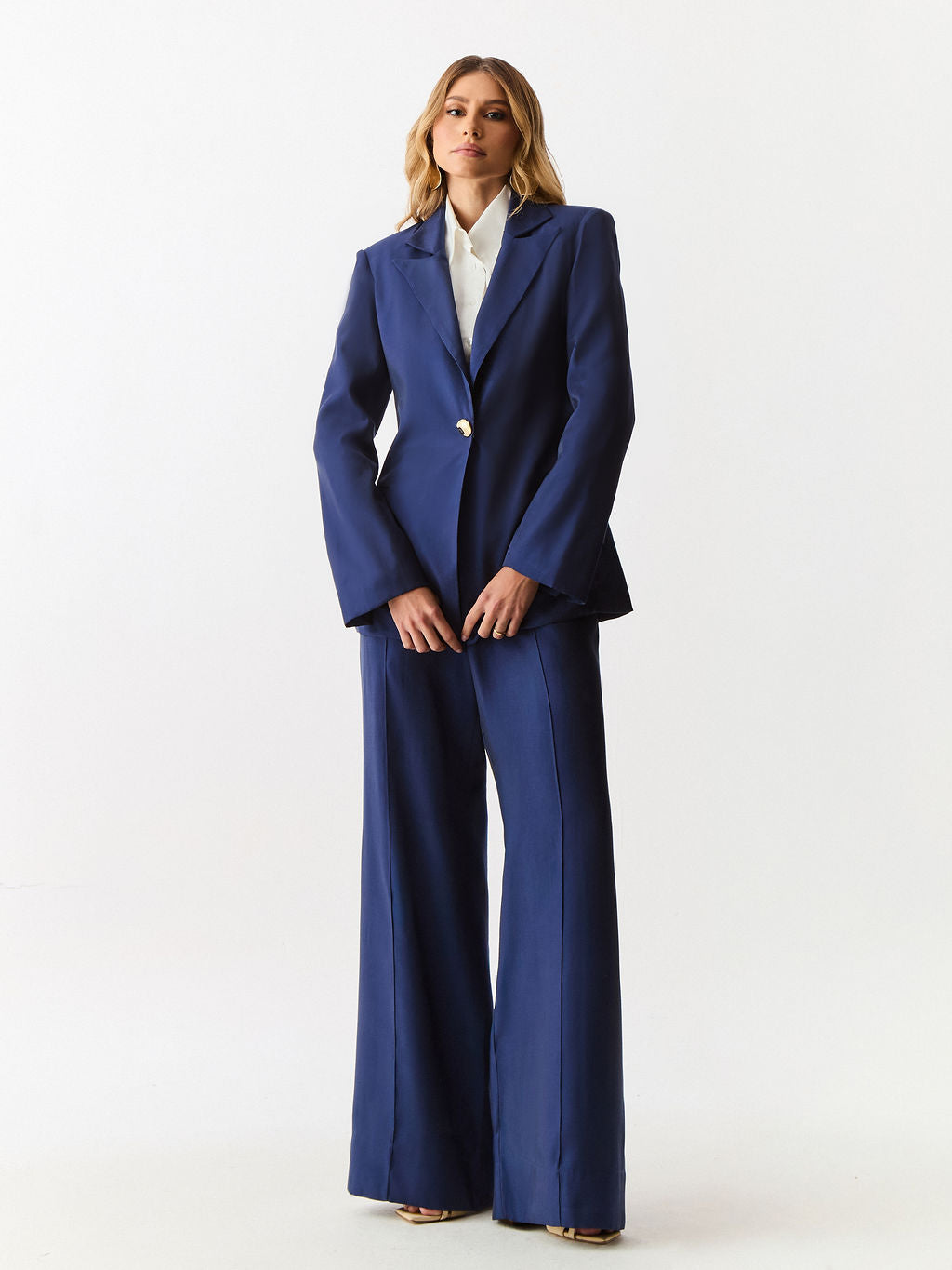 Calça Alfaiataria com Bolso e Pespontos Selene
