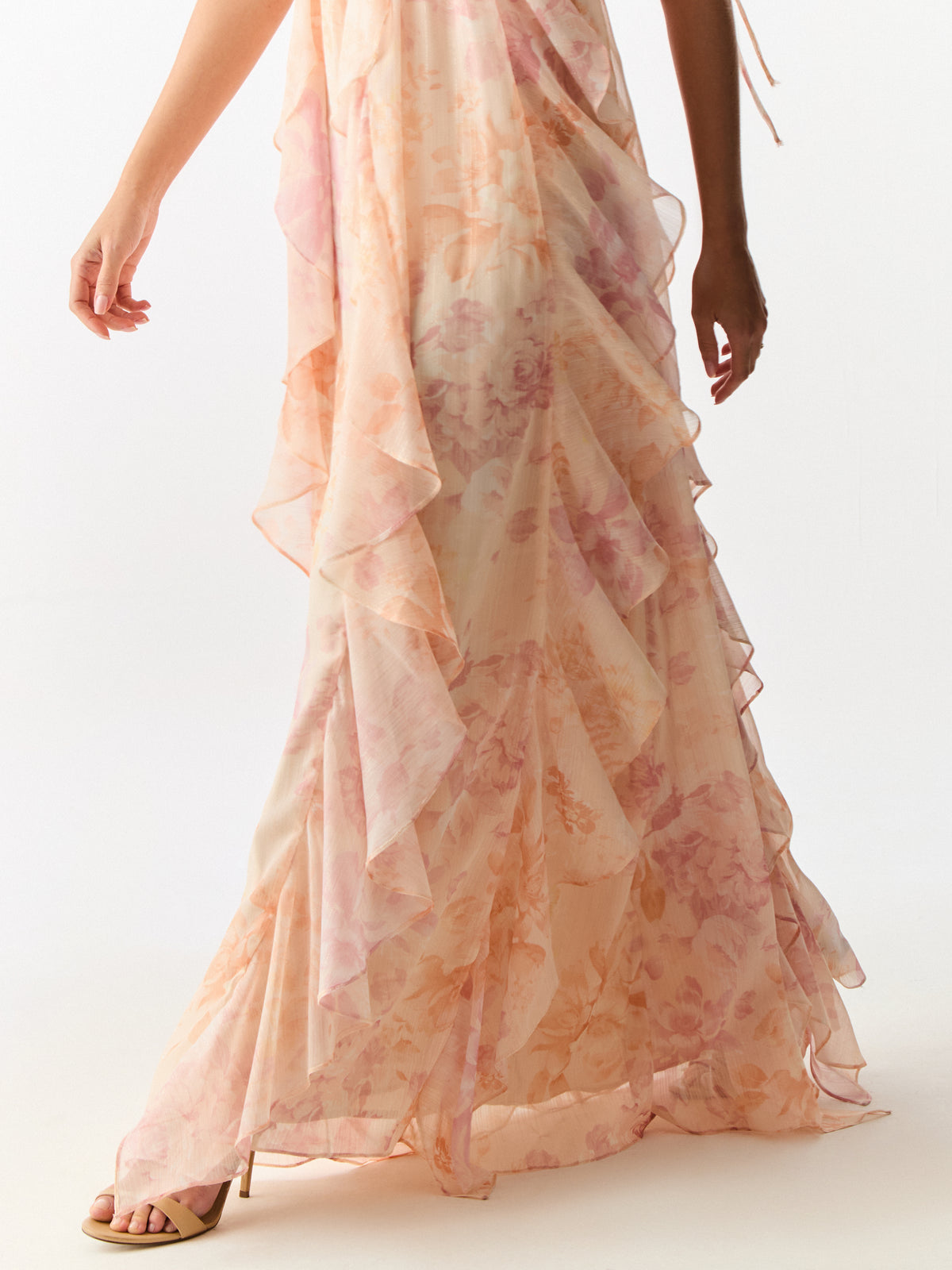 Vestido Longo com Babados Verticais Floral