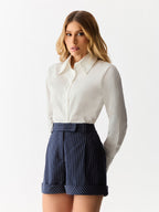 Shorts Risca de Giz com Cós Prolongado e Bolso Costas Midnight